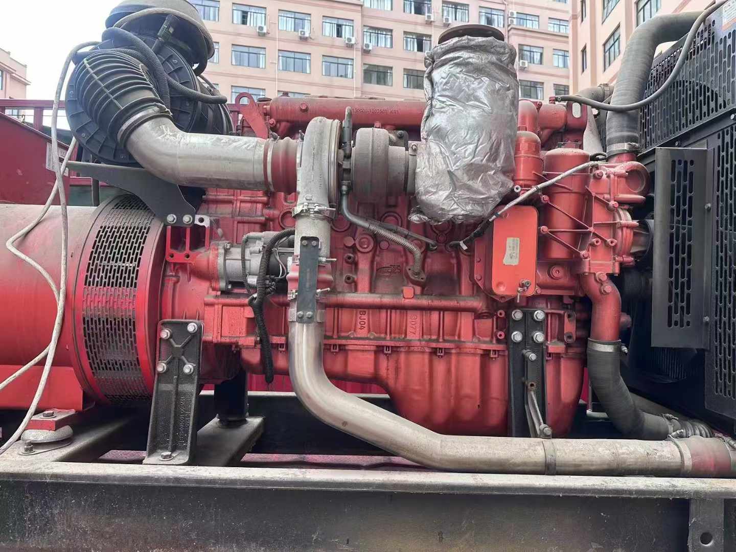 鱼峰如何选择适合 600kW 柴油发电机组的过载保护器？