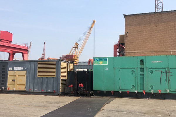 鱼峰发电机出租空气滤清器的清洁频率是多少？